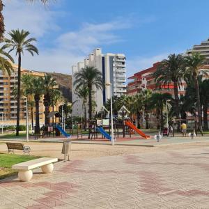 Fotografia z galérie ubytovania Precioso apartamento en Cullera, con piscina junto a la playa v destinácii Cullera