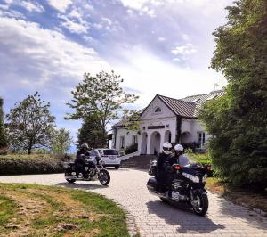 Photo de la galerie de l'établissement Dwór na Wichrowym Wzgórzu, à Przybysławice