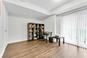 Foto dalla galleria di Beautiful absolutely stunning townhome a Vaughan Altre 30 foto