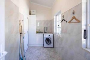 Koupelna v ubytování Villa Lucie vue mer avec piscine privée en Algarve..