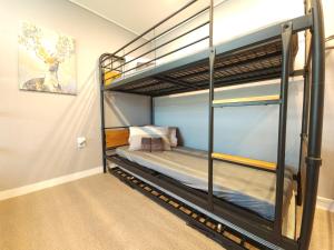 Posteľ alebo postele v izbe v ubytovaní OYO Hostel Dongdaemun1