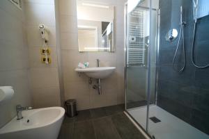 Koupelna v ubytování Hotel Imperial Beach - Dada Hotels