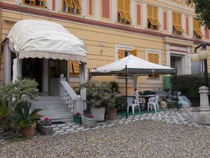 Budova, kde se hotel nachází