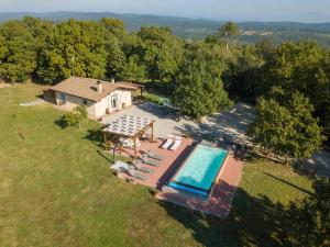 The swimming pool at or close to Villino il Campone by VacaVilla