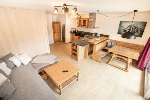 Dapur atau dapur kecil di Ferienwohnungen "Zur Wally", Apartment Sauba