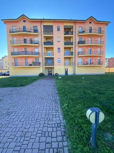 Budova, v ktorej sa apartmán nachádza