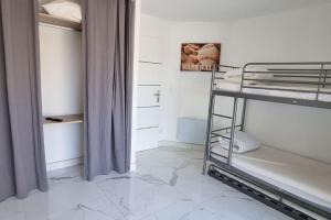 Posteľ alebo postele v izbe v ubytovaní Villa Luxe piscine intérieure SPA chauffée vue exceptionnelle sur vignoble