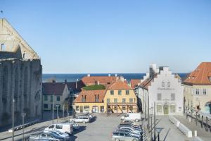 Nespecifikovaný výhled na moře nebo výhled na moře při pohledu z aparthotelu