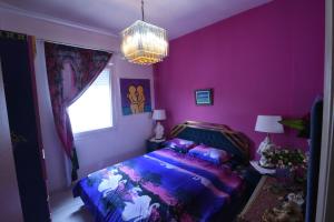 Posteľ alebo postele v izbe v ubytovaní Villa Panorama, now a Smart Home