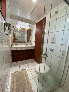 Un baño de Búzios com Estilo 23 fotos más