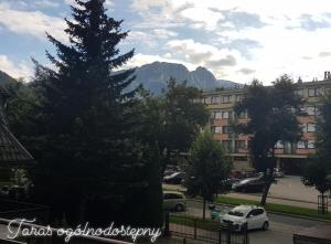 Výhľad na hory alebo výhľad na hory priamo z apartmánu