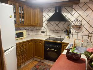 Kuchnia lub aneks kuchenny w obiekcie CASA RURAL SAN JULIAN