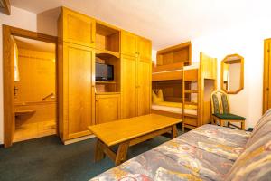 Postel nebo postele na pokoji v ubytování Haus Anton Sölden - Apartments & Zimmer