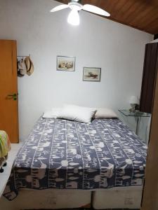 Ένα ή περισσότερα κρεβάτια σε δωμάτιο στο Casa Ilha de Itaparica +110 φωτογραφίες