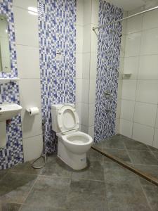 Phòng tắm tại Answer hotel