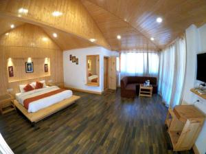 Un pat sau paturi într-o cameră la Hotel Dream Land