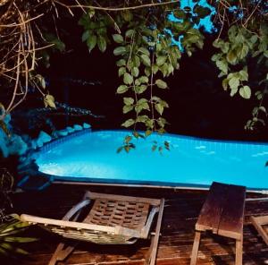 Kolam renang di atau dekat dengan Mae Chan Treehouse with swimming pool