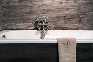 Fotografie z fotogalerie ubytování Hotel De Maretak v destinaci Dilsen-Stokkem