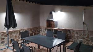 Posedenie v ubytovaní Casa FIGUEROA en Guadamur, próximo a Puy du Fou
