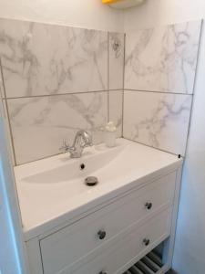 Kúpeľňa v ubytovaní Nantes, superbe appartement + 10 fotografií