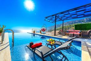 Басейн в или близо до 2 Bedroom Water's Edge Villa at Patara With Private Pool