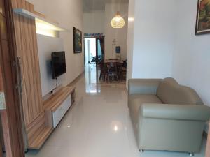 Χώρος καθιστικού στο House of Soulmate