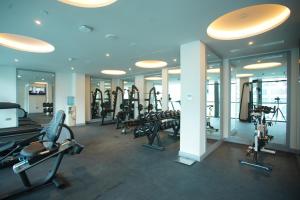 Fitnesa centrs un/vai fitnesa iespējas naktsmītnē C - Hotel and Suites Doha