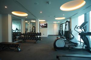 Fitnesa centrs un/vai fitnesa iespējas naktsmītnē C - Hotel and Suites Doha
