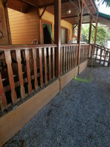 Balkón alebo terasa v ubytovaní Bungalow con piscina cerca de la playa de Torre del Mar Ideal familias