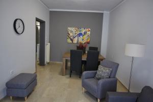 Posedenie v ubytovaní C.L.A. 2 City Lux Apartment Alaxandroupoli