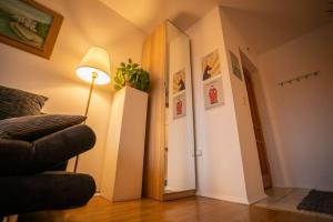Χώρος καθιστικού στο Gemütliches Apartment im wunderschönen Kallmünz