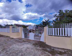 Балкон або тераса в Gables Vacation Rentals with Private Gated Parking Onsite