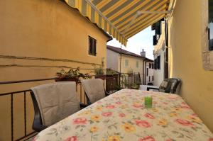 Balkón nebo terasa v ubytování Apartment Stari Grad