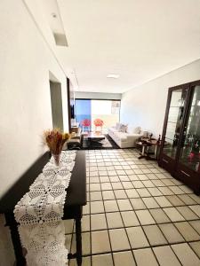 Gallery image of Apartamento Completo na Ponta Verde (3 quartos) - 2 quadras da Praia in Maceió
