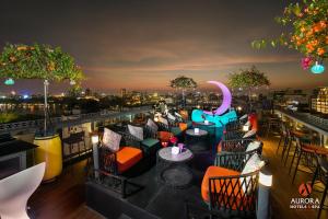 Khu vực ghế ngồi tại Aurora Premium - A Lifestyle Hotel