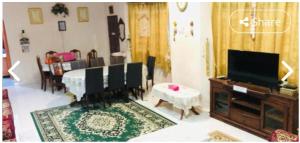 TV a/nebo společenská místnost v ubytování LOST WORLD OF TAMBUN HOMESTAY