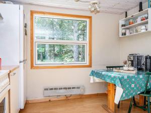 Kuchyň nebo kuchyňský kout v ubytování Holiday home Ebeltoft CCIII