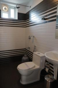 Ένα μπάνιο στο Haritha Homestay Munnar