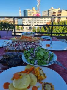 Comida en el hostal o alrededores