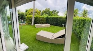 Vườn quanh Paradise