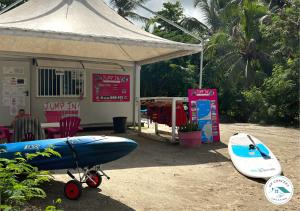 Foto sihtkohas Les Trois-Îlets asuva majutusasutuse Studio situé à 30 mètres de la plage Anse à l'âne galeriist