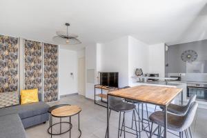 Kuchyň nebo kuchyňský kout v ubytování Panier, Major, appartement de 47 m2, parking et terrasse