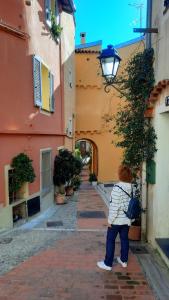 Bambini che soggiornano presso MENTON, centre historique, vue mer