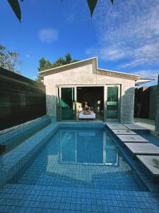 Piscina di 墾丁外婆家 o nelle vicinanze