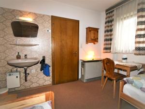 Kuchyň nebo kuchyňský kout v ubytování Chalet Amberg by Interhome