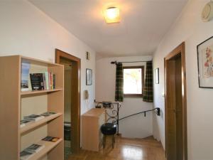 TV a/nebo společenská místnost v ubytování Chalet Amberg by Interhome