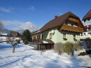 Holiday Home Reinbacher by Interhome v zimě