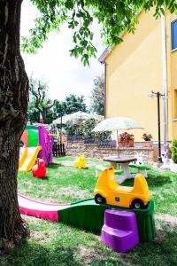 Foto dalla galleria di Osteria da Cesare e Locanda a Castel San Pietro Terme