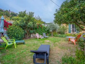 Zahrada ubytování Holiday Home Le Cèdre by Interhome