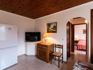 Μια τηλεόραση ή/και κέντρο ψυχαγωγίας στο Holiday Home Filippi by Interhome